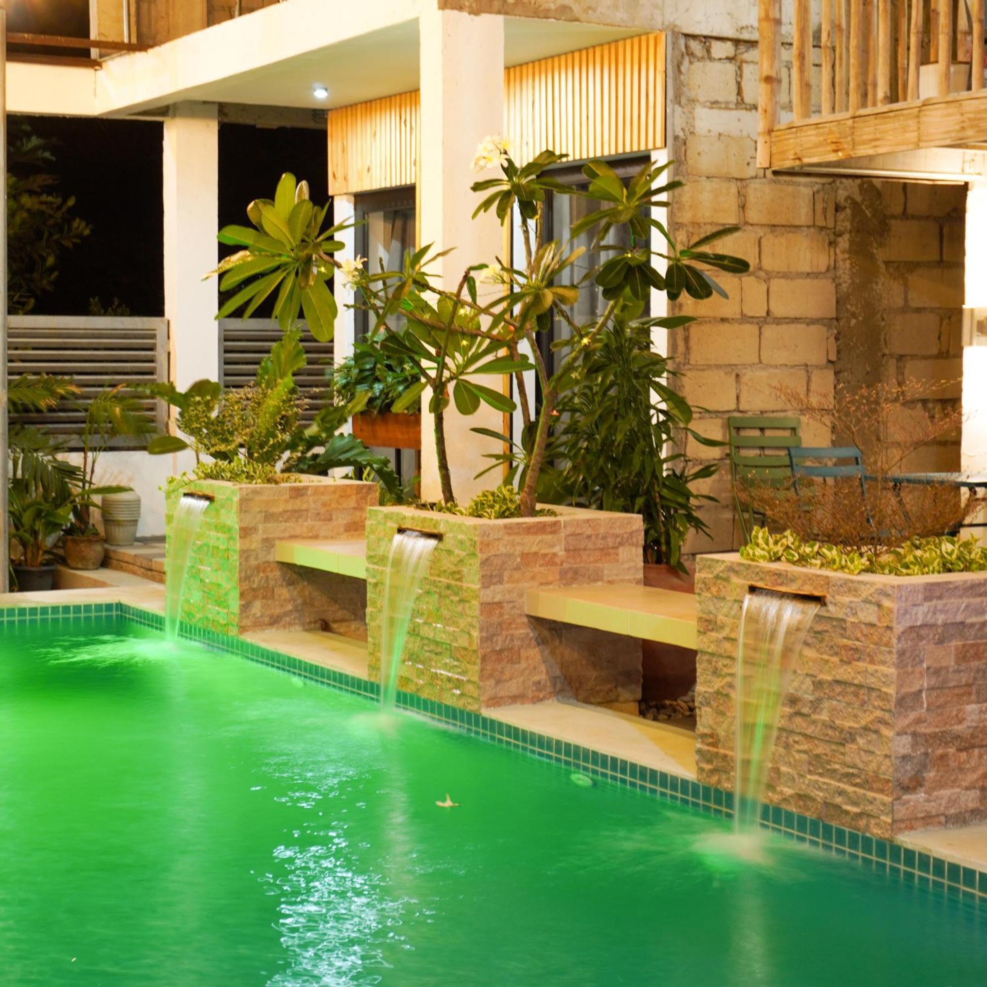 Urban Oasis Resort, Tarlac Екстериор снимка
