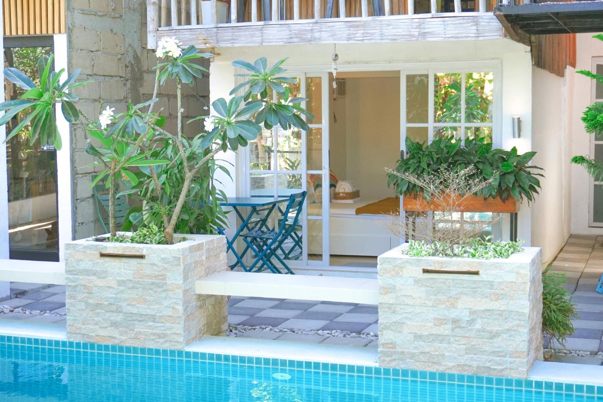 Urban Oasis Resort, Tarlac Екстериор снимка